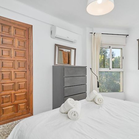 Bright And Spacious 2 Bed Apt Nerja Bagian luar foto