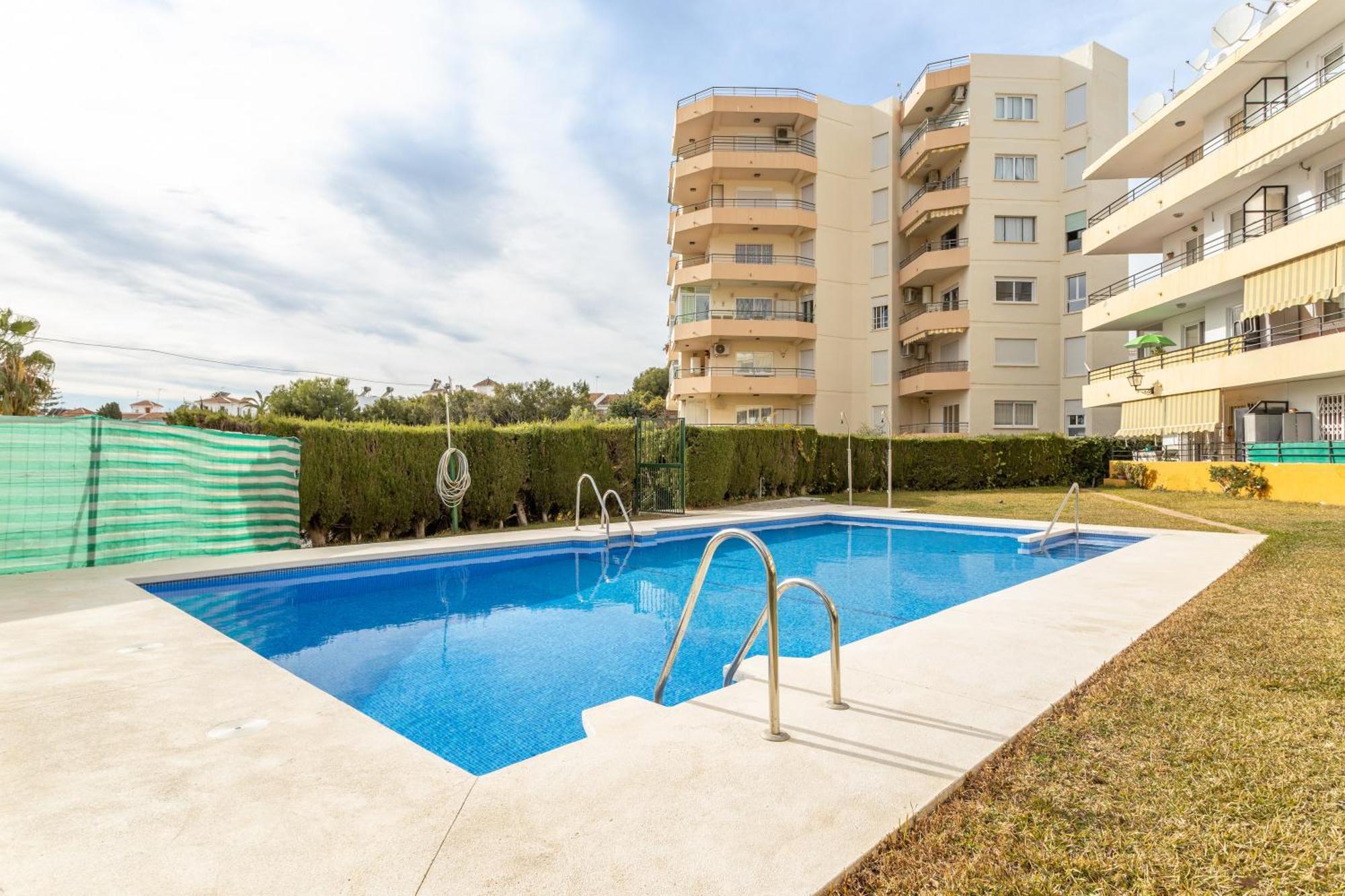 Bright And Spacious 2 Bed Apt Nerja Bagian luar foto