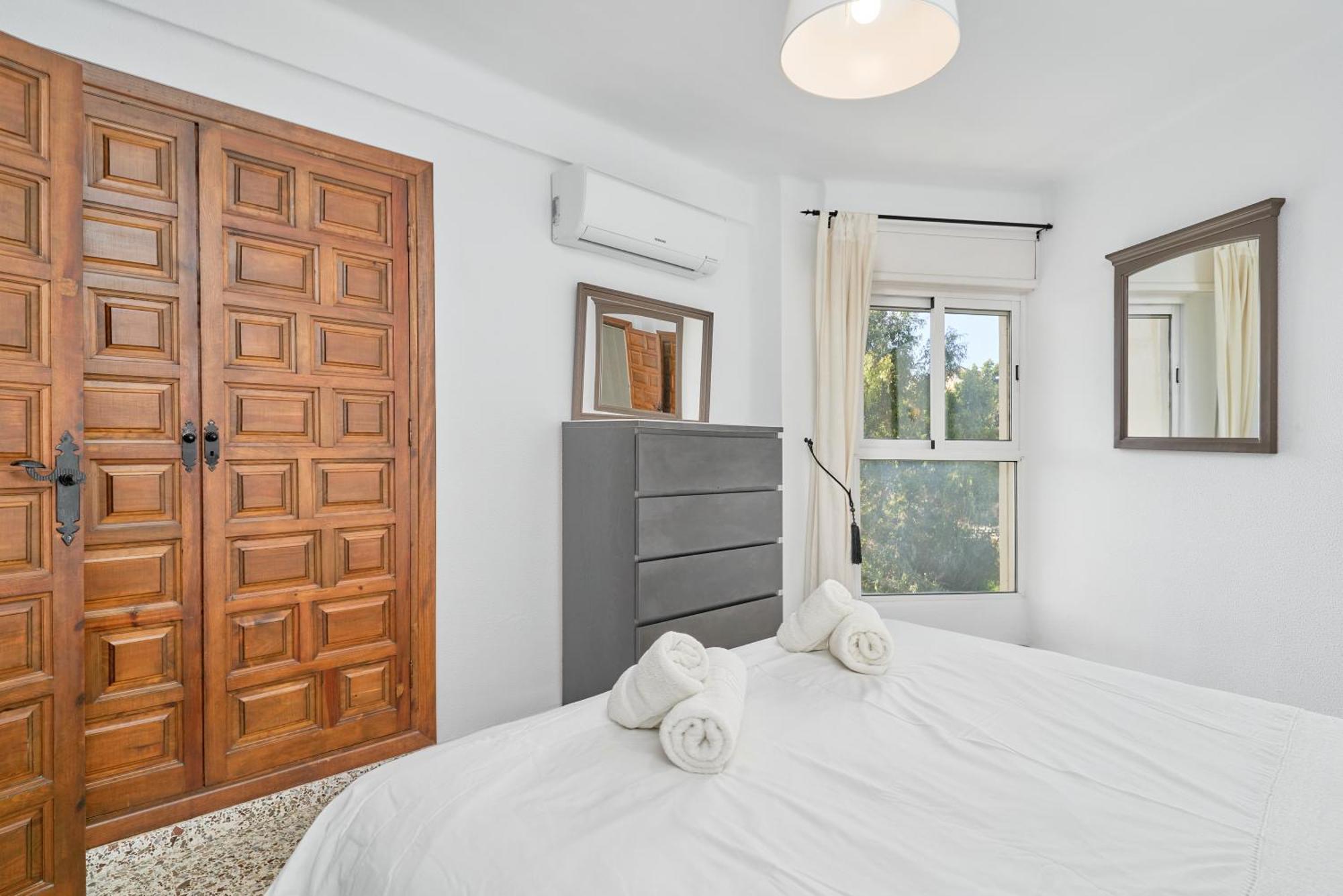 Bright And Spacious 2 Bed Apt Nerja Bagian luar foto