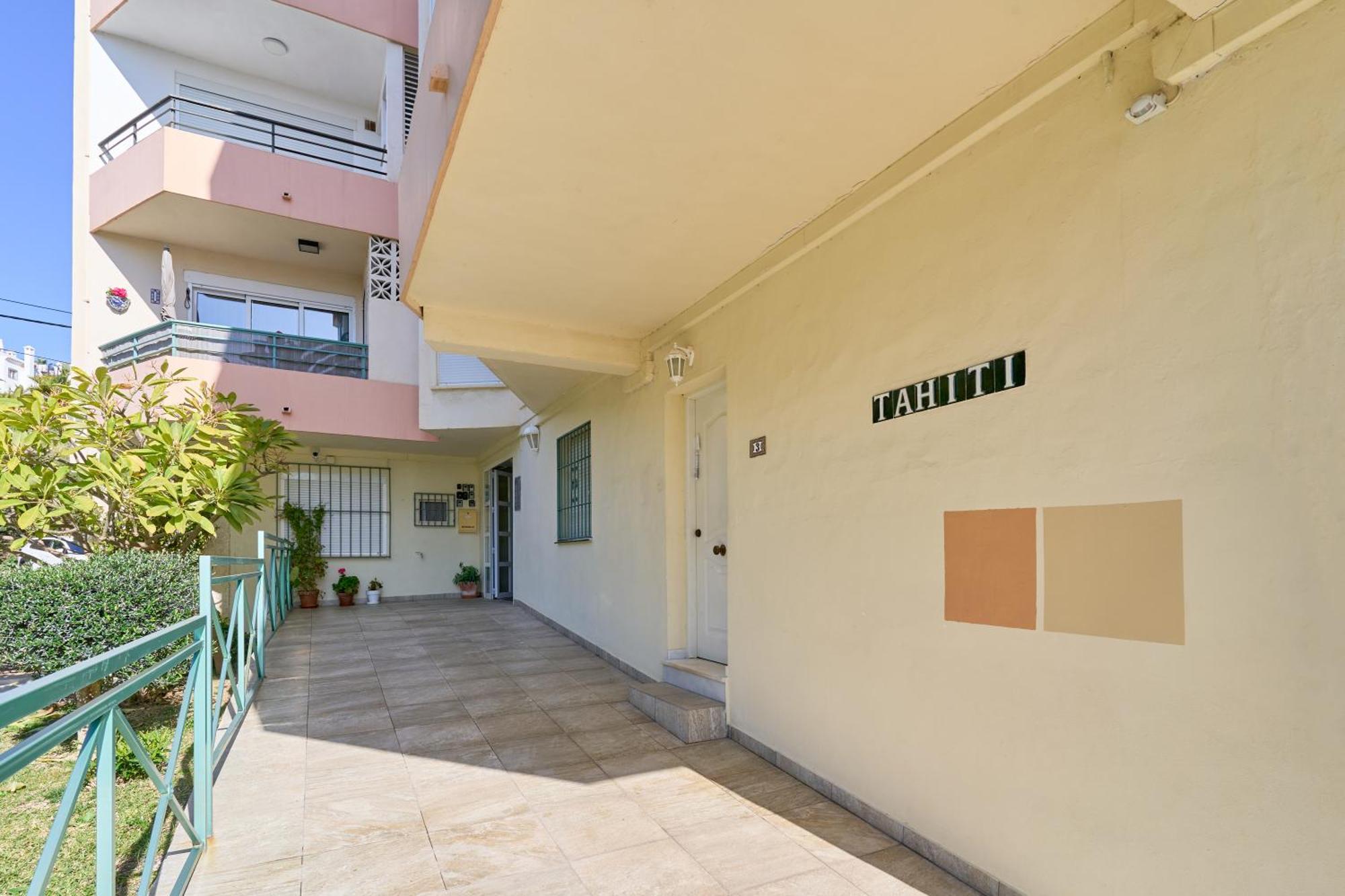 Bright And Spacious 2 Bed Apt Nerja Bagian luar foto