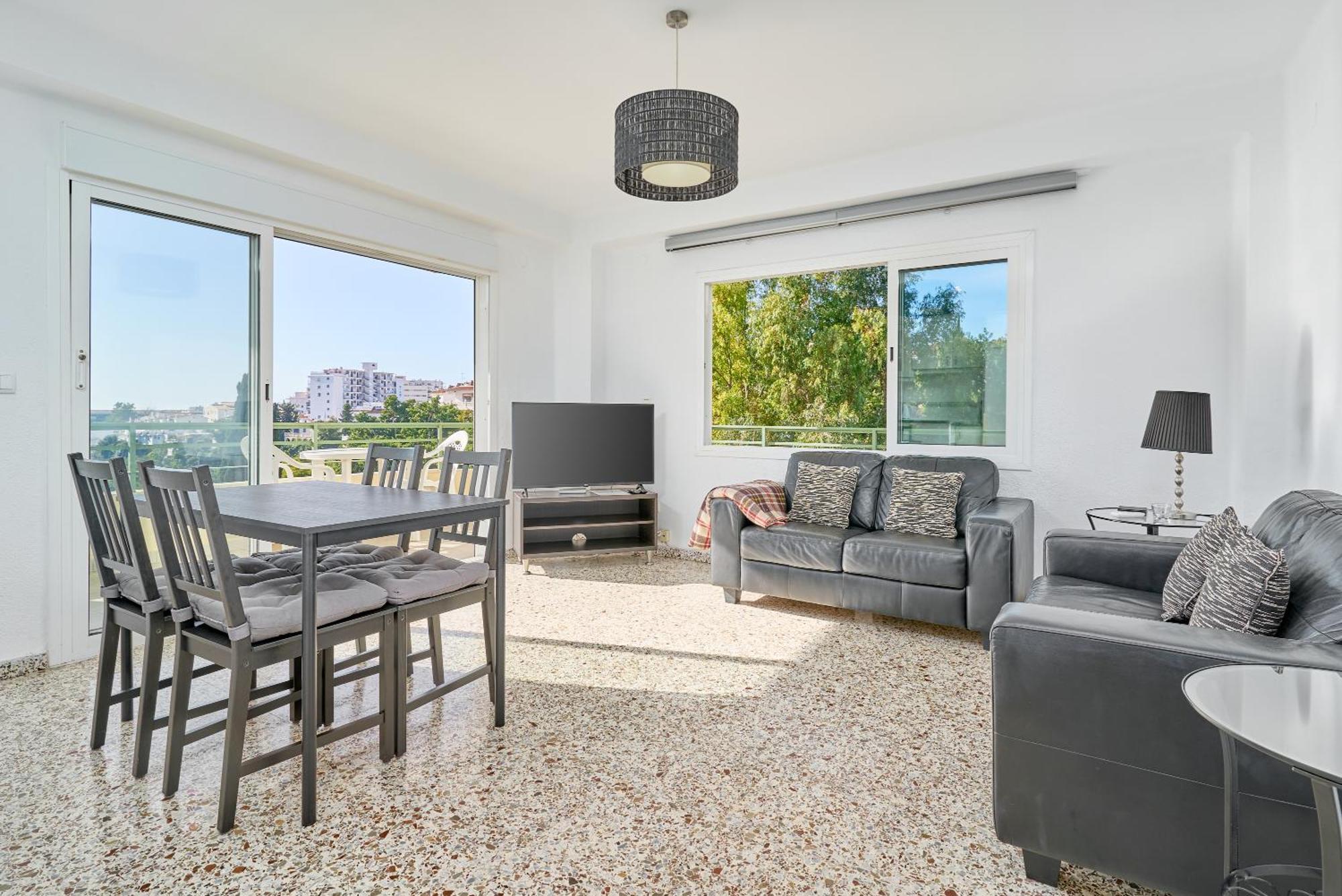 Bright And Spacious 2 Bed Apt Nerja Bagian luar foto