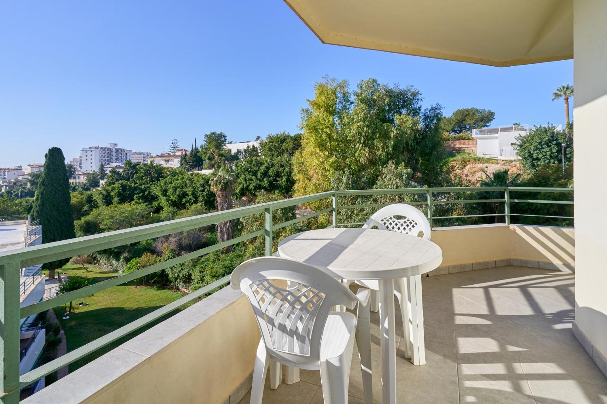Bright And Spacious 2 Bed Apt Nerja Bagian luar foto