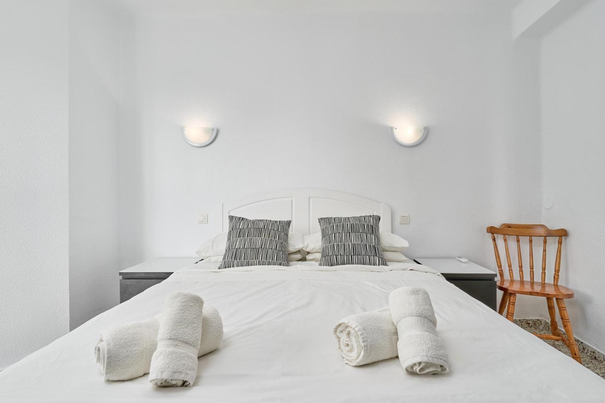 Bright And Spacious 2 Bed Apt Nerja Bagian luar foto